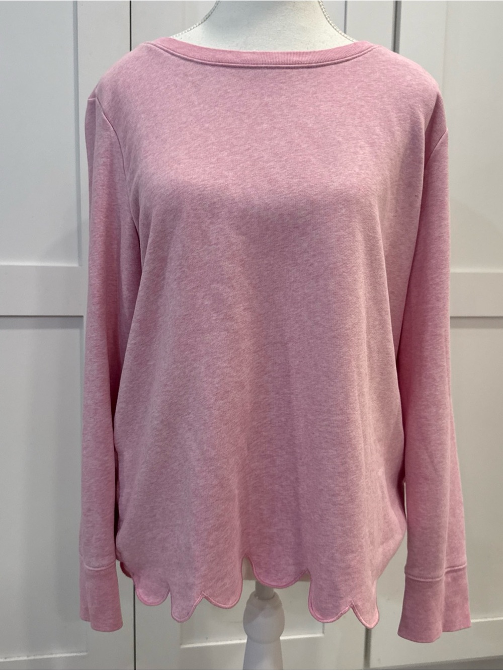 Talbots Soft Scallop Hem Pink Long-Sleeve swear shirt Heather pink M